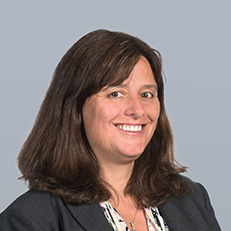 Suzanne Haviland Headshot 231x231px image